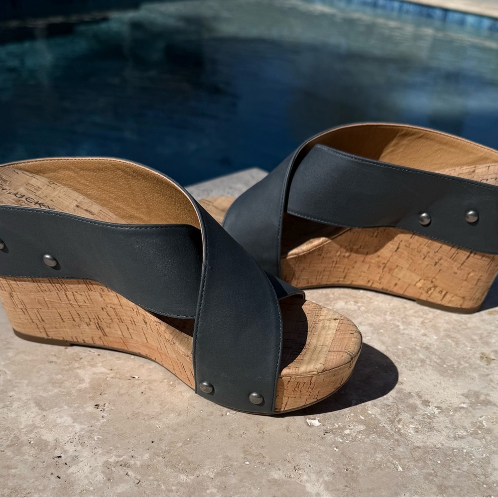Lucky Brand Women's Black Leather Mules - Picture 4 of 14